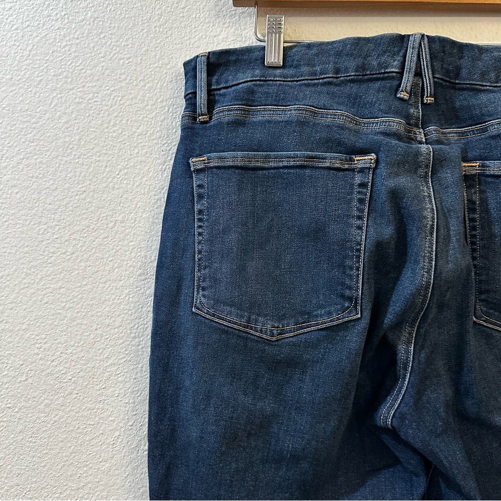 Good American Straight Leg Jeans - Picture 9 of 15